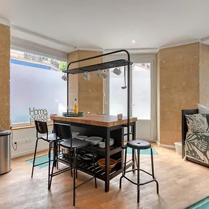  Appart hôtel Les Vignes De Montmartre France